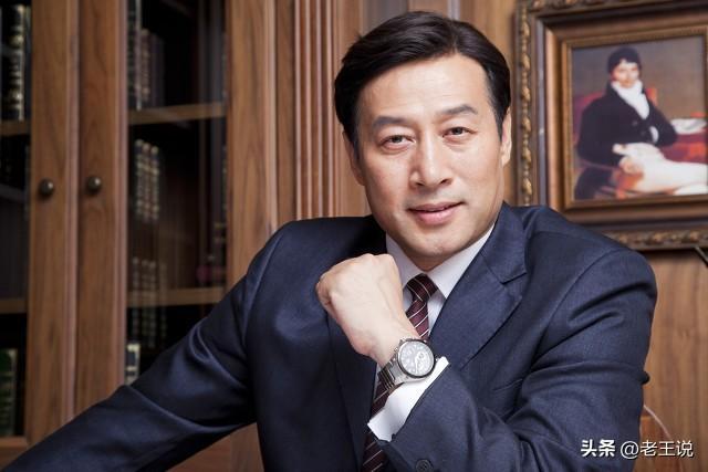 一个从不低头强势的男人！如果你在婚姻里遇到了！是离开还是留下
