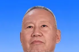 张积慧：空军原副司令员，空军一级战斗英雄图片