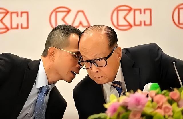 2909亿身价也没用！97岁李嘉诚油尽灯枯，最担心的是两个60岁儿子