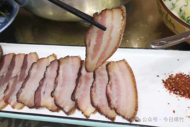 跟着央视秋晚游绵竹｜游绵竹必吃的10种特色美食！不吃等于白来！