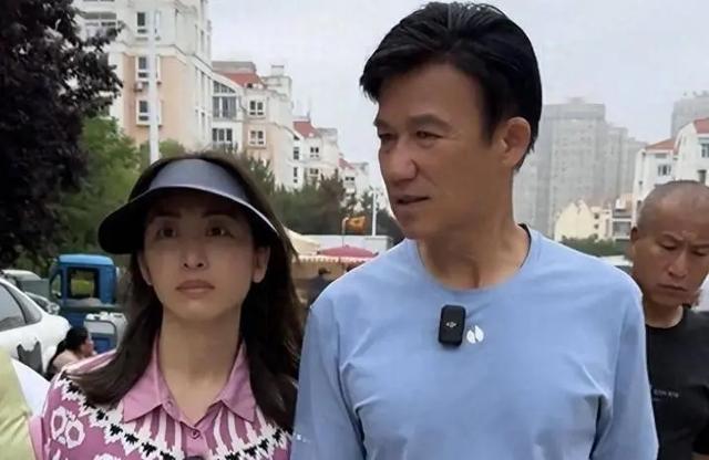 被张铁林玩弄感情后，又嫁给“臭名昭著”的他，现知道她有多精明