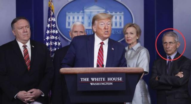 中美上桌谈判前，特朗普通知中国，一个不变，白宫已踢走反华官员