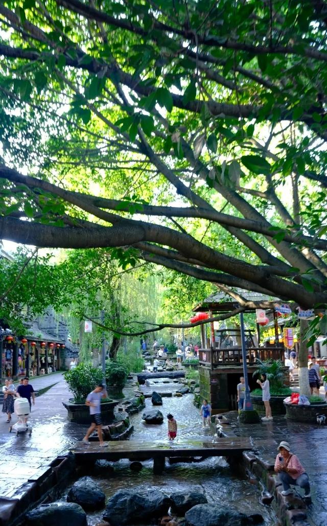 四川最美的6个古镇，有车没车，此生必去一次！