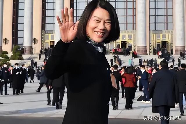 董明珠再次让世界刮目相看！孟羽童抛砖引玉后，她连下3步妙棋