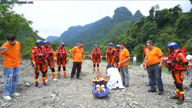 避暑“凉”方显威力！唐崖河·黄金洞客流创新高！