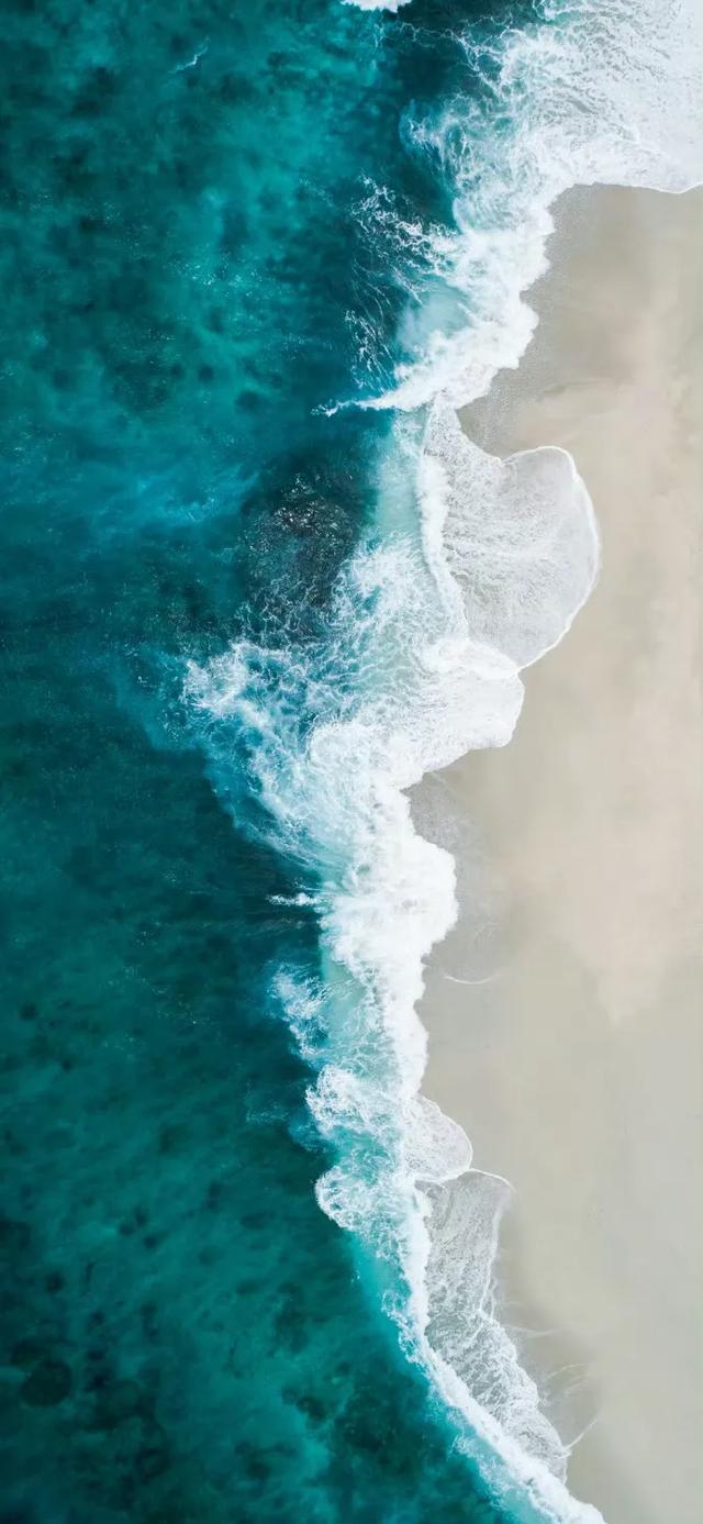 壁纸| 追赶日月，不苟与山川