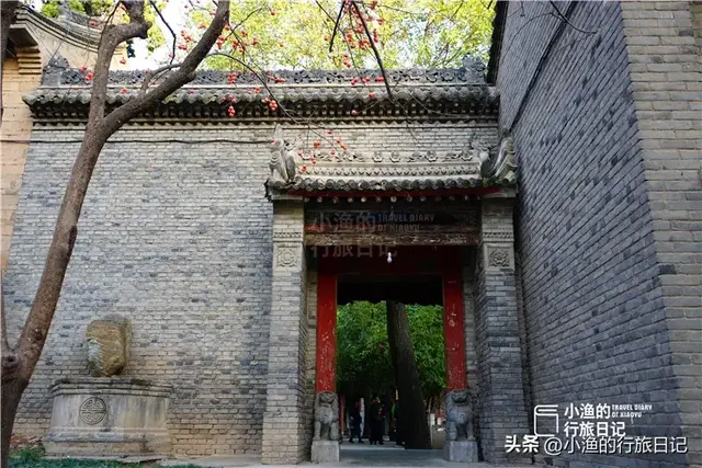 西安面积最大的免费古寺，地处闹市，幽深静谧！秋色正浓