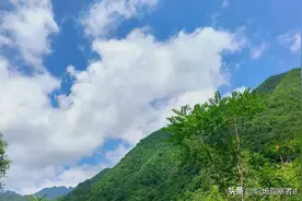 小县城，体制内，大部分人下班后，都会沉迷在低级的快乐中图片