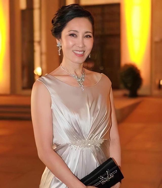 再难翻身？刚还完6000亿外债，71岁的王健林又迎来大麻烦