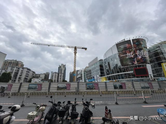 广州地铁十号线：中大轻纺城