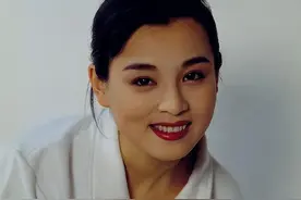 赵明明：步嫂子宋丹丹后尘，被英家人所抛弃，为子退圈的她怎样了图片