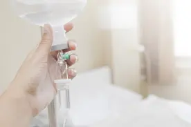 老年人每年打吊针，“冲冲血管，清除一下体内垃圾”有必要吗？图片