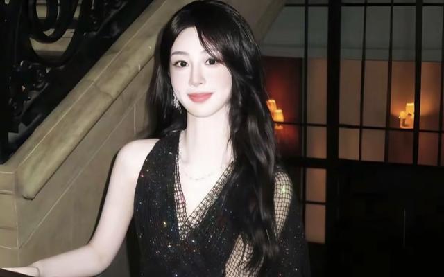 央媒发文！33岁杨紫高调官宣喜讯，网友：恭喜，终于等到了这一天