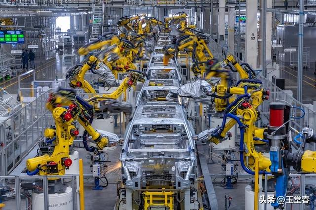 从追赶到引领标准，高铁无人机与5G，为什么只有中国能当世界工厂