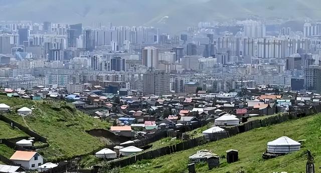 俄专家提醒中国：身边有一邻国反相明显，很有可能会出卖中俄