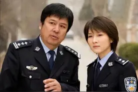 《重案六组》男主角张潮：演郑一民差点死在剧组，他离婚又再婚图片