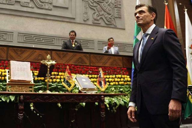 对华合约全部撕毁！中国又一伙伴背后捅刀，骗走20亿倒向美国