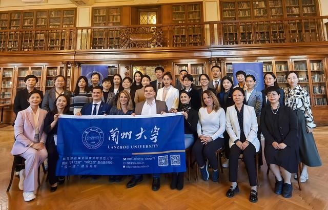 聚焦“AI + 医学教育” 兰州大学医学教师赴塞梅维什大学专题教学研修圆满结束