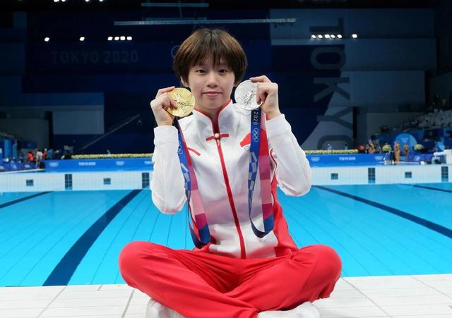 担心的事还是发生了，陈芋汐含泪说出心声，暴露了一个圈子的恶俗