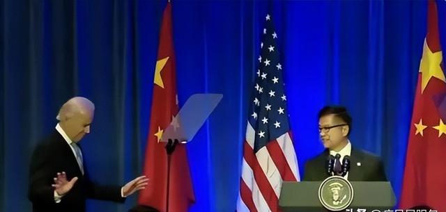 上任与中国为敌，卸任就来中国捞金!华裔美国州长的嘴脸太难看!