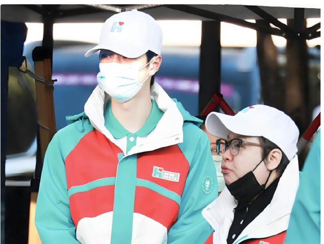 韩红也没想到，自己“藏”了26年的儿子，如今已经成了她的骄傲