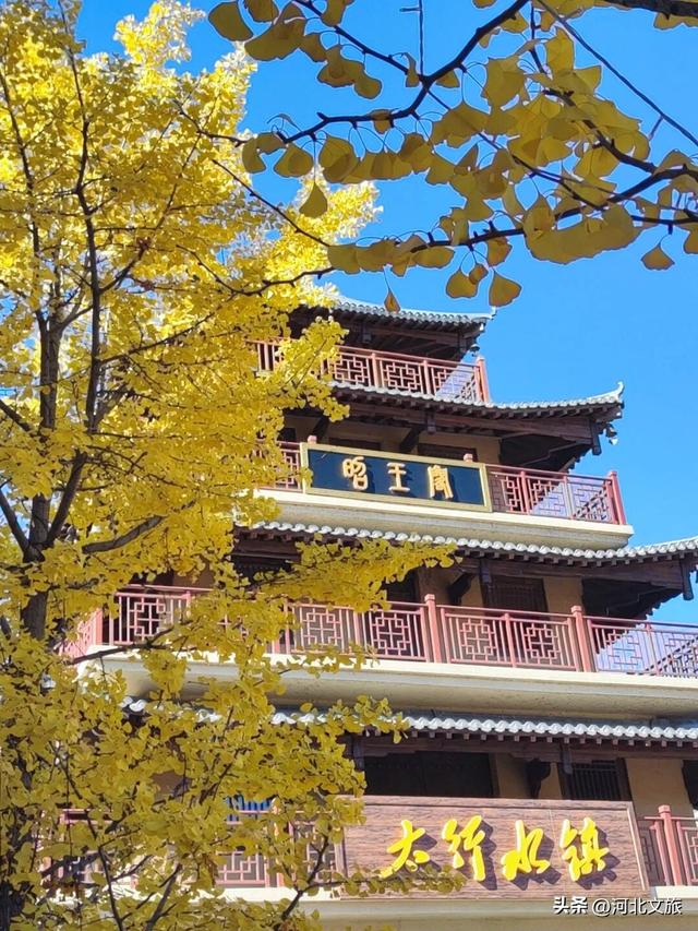 周末出发!在恋乡·太行水镇，做一场限定版的山水闲梦