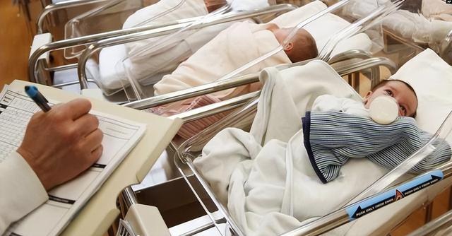 我国出生率“有救了	”？影响生育的三座“大山”，或将被推翻