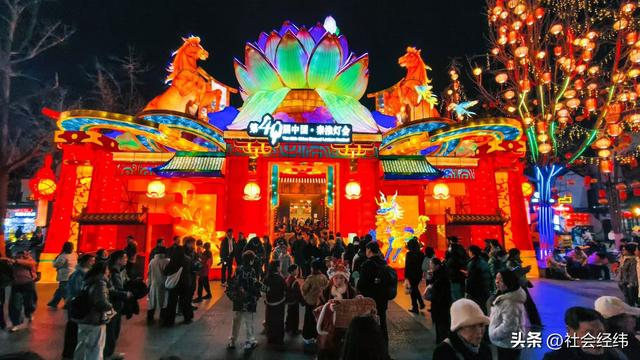 每日一景|秦淮灯会·逛夫子庙