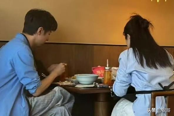 博主点评董璇和张维伊的婚姻关系
