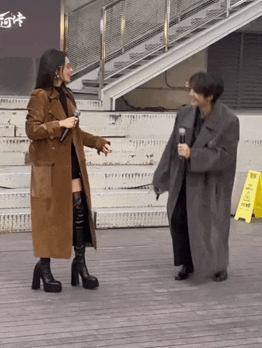 这对姐弟恋…这么甜的吗？我倒看看多好磕？