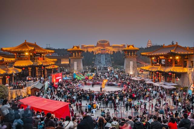 一个地方值不值得投，不该先看游客量