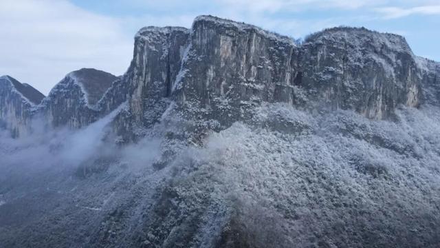 雪落恩施，大峡谷与坪坝营开启仙境模式！