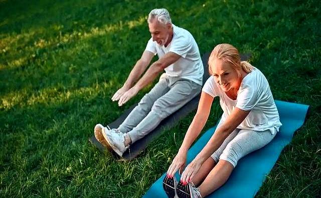 “经常运动”是错的？医生直言：过了50岁！尽量保持6个锻炼习惯