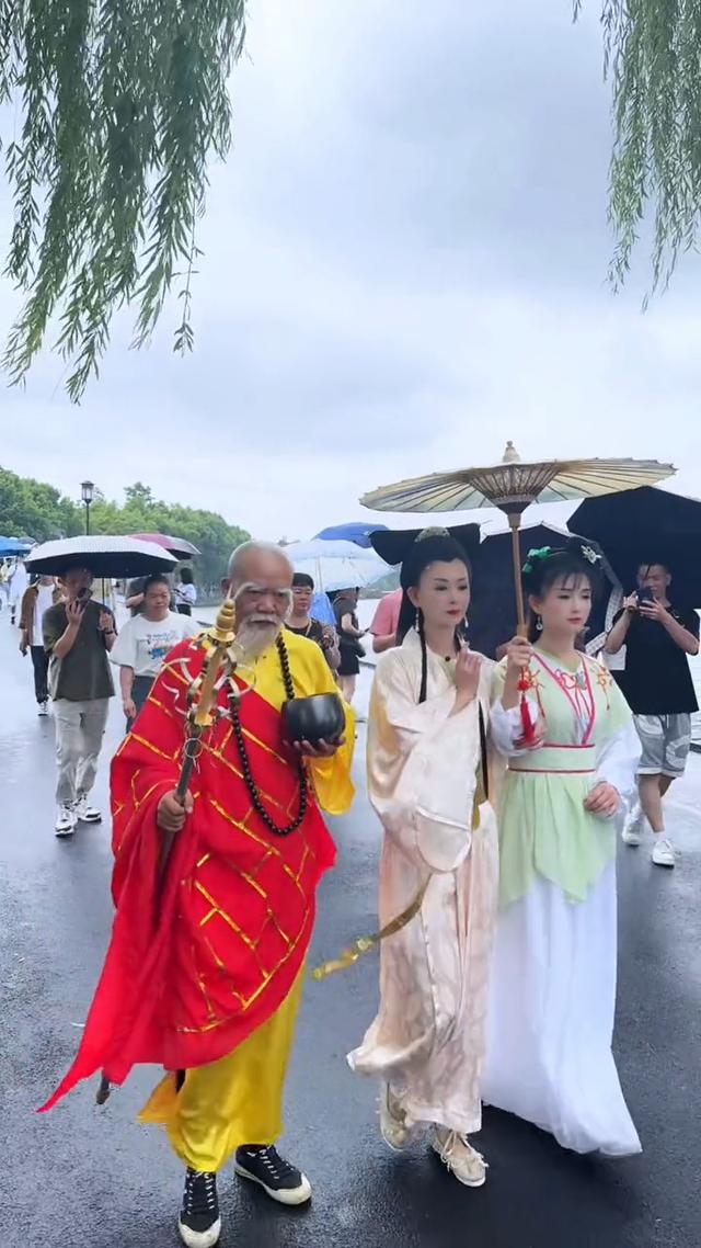 断桥不断与历史褶皱