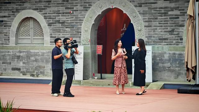 5500万围观!东城联动新华社,中轴线“潮”生活直播“出圈”~