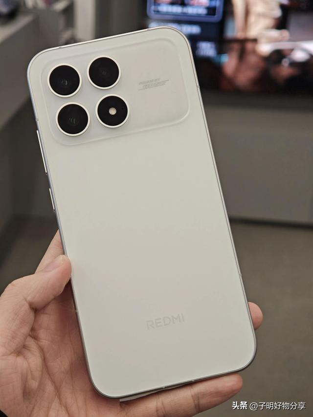 红米K90 Pro Max一周深度体验：不吹不黑，这些优缺点买了才知道！