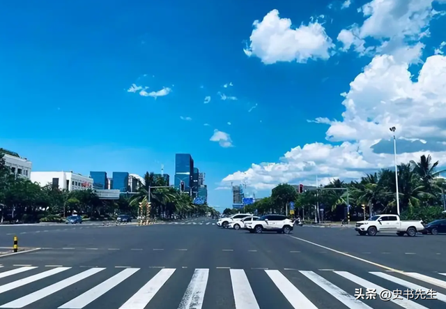 上海二娃宝妈假装单身，男友5年转账55万，丈夫主动送衣物去酒店