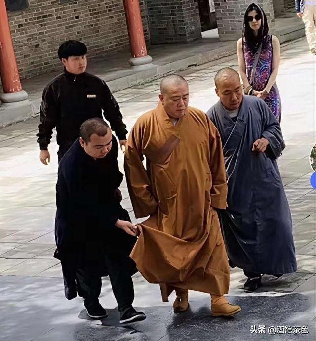 不查不知道一查吓一跳，掌管少林寺38年的释永信，私下到底多享受