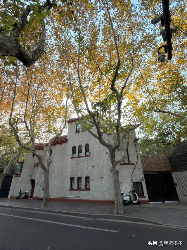 走进上海武康路，走进了历史长河