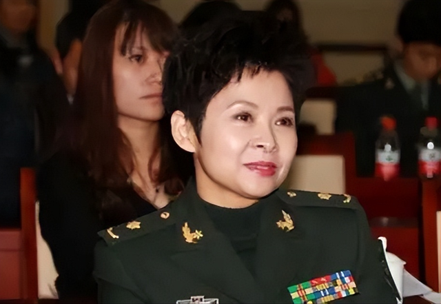 董文华不再沉默，揭露了曾经被“封杀”的原因，原来我们错怪了她