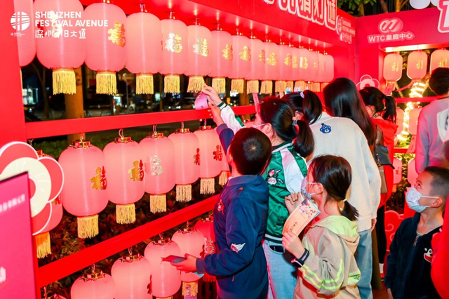 赏花灯、猜灯谜、看英歌舞......今天就去这里闹元宵！