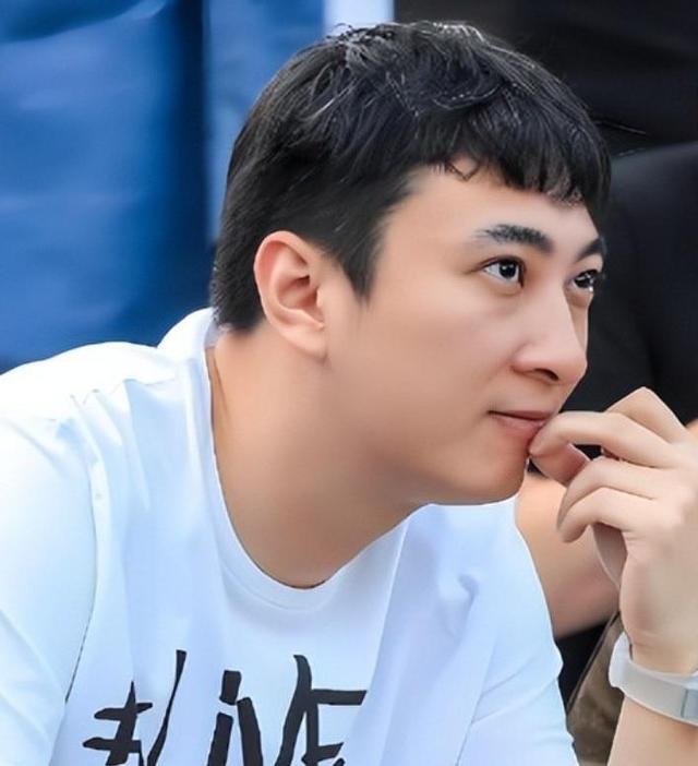 陪睡陪玩只是冰山一角！万达蒸发800亿后，王思聪再次传出大丑闻