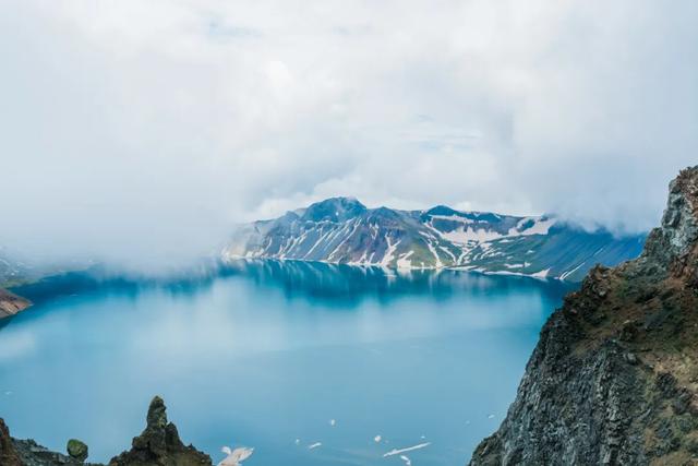 长白山水怪真相!373米深火山湖藏了多少未解之谜?