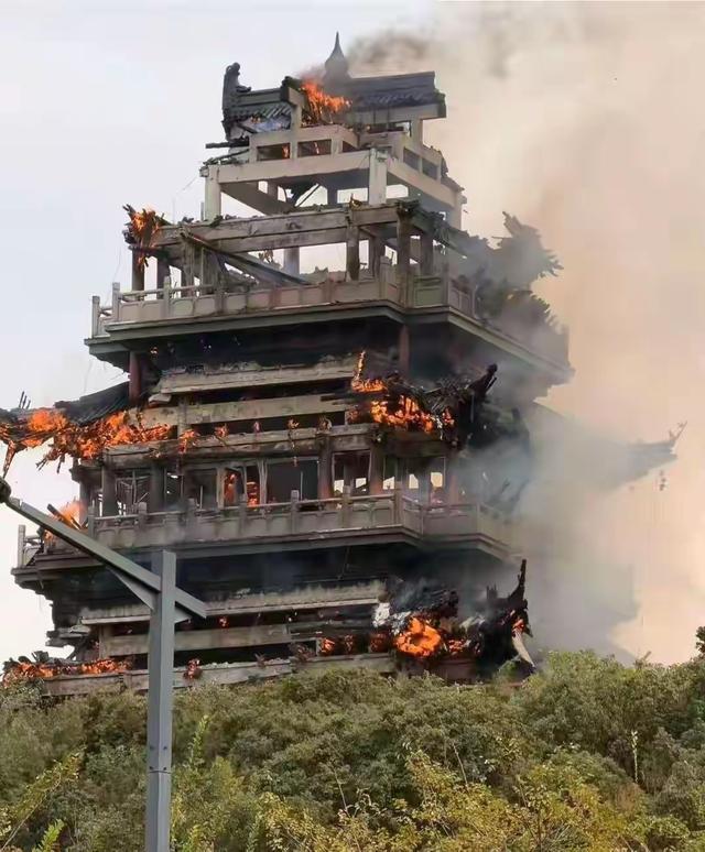 文昌阁火灾：香烛之祸，文化之殇！