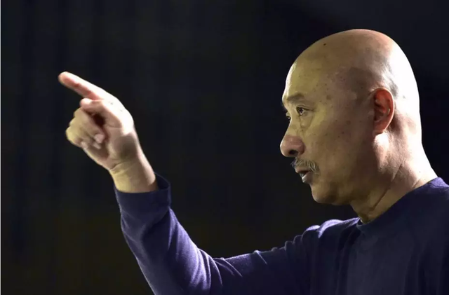 朱时茂没想到，2026年春晚仅剩俩月，搭档陈佩斯因一举动口碑暴增