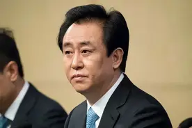 许家印爆雷的2.4万亿，若用来发展海军，能造多少个航母战斗群？图片