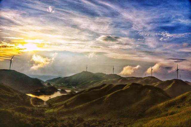 桂林：南山之夏，赏美景霞光！