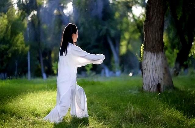 站桩时站桩时意识该往哪放？老师傅手把手教你正确打开方式！