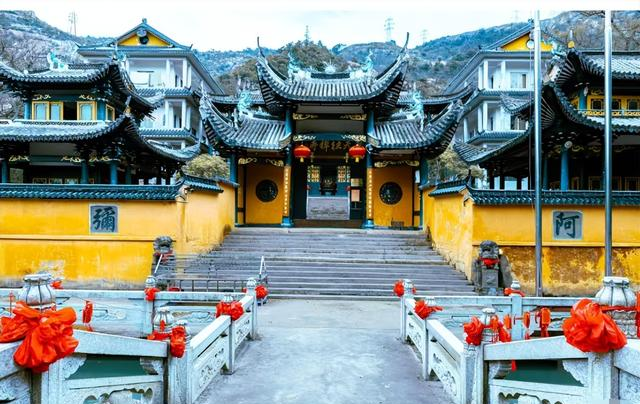 温州封神！藏在山里的晋代古刹，浙南最老寺院，关键还免费