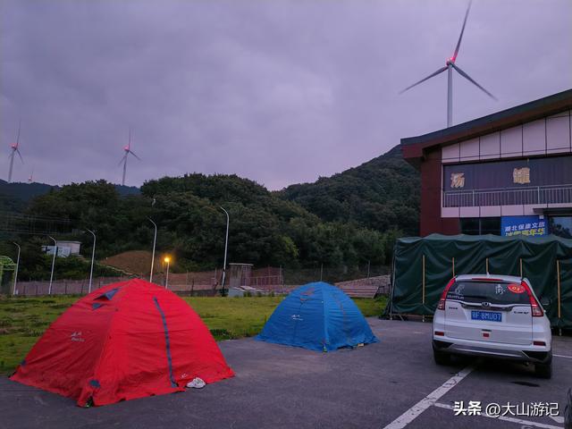 不止清凉！保康横冲：森林步道、天空之镜、风车日出、星空露营